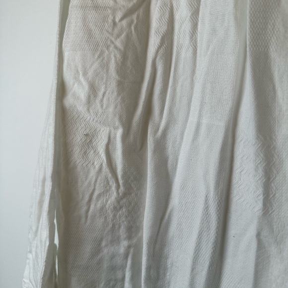 Lemon Grass White Summer Top - Picture 5 of 5